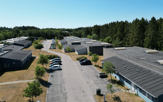 Til ejendomme (3)