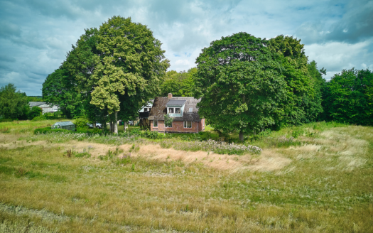 Til ejendomme (2)